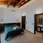 Vicoletto 3*
